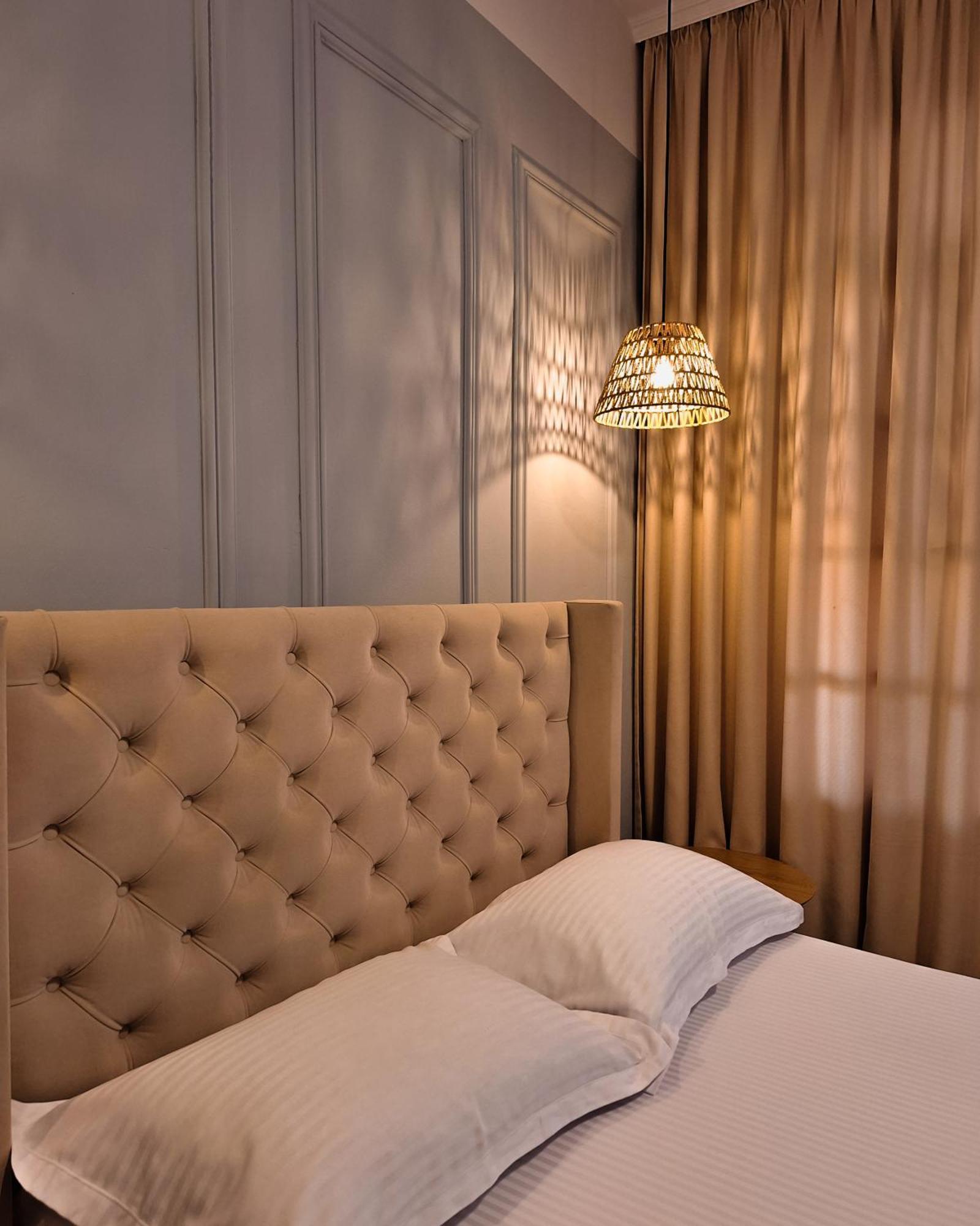 Villa Mishel Suites Берат Екстериор снимка